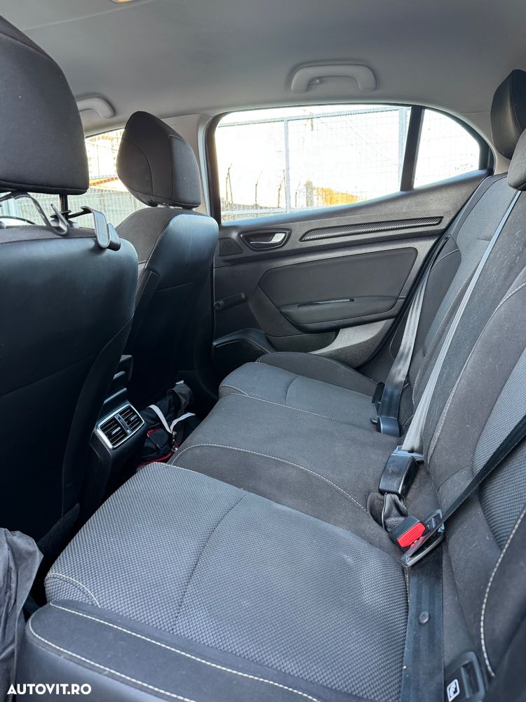 Renault Megane 1.5 dCi Pro - 10