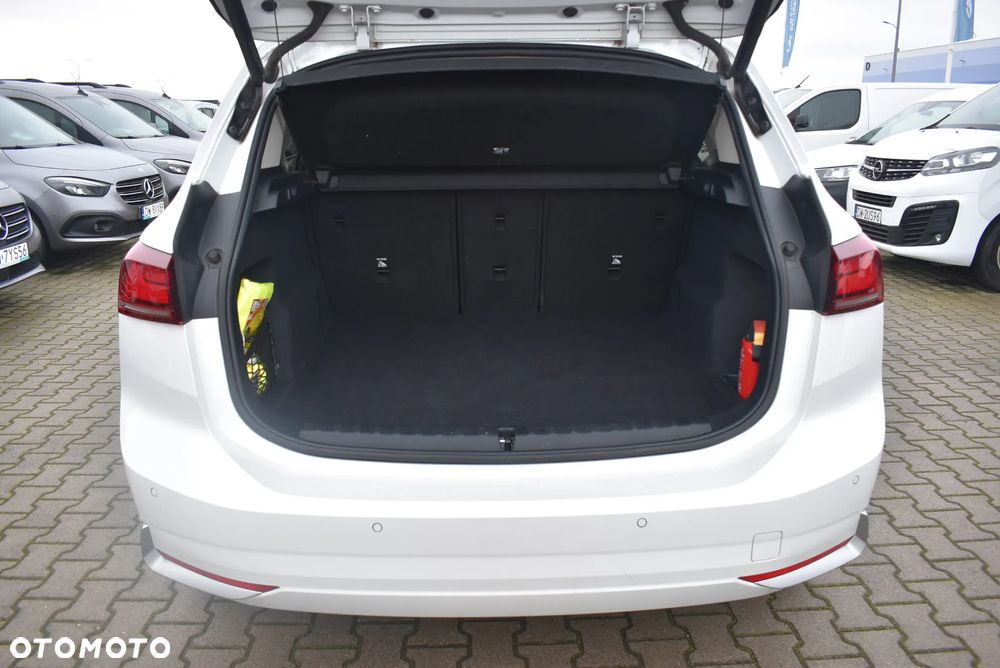 BMW Seria 2 218i - 14