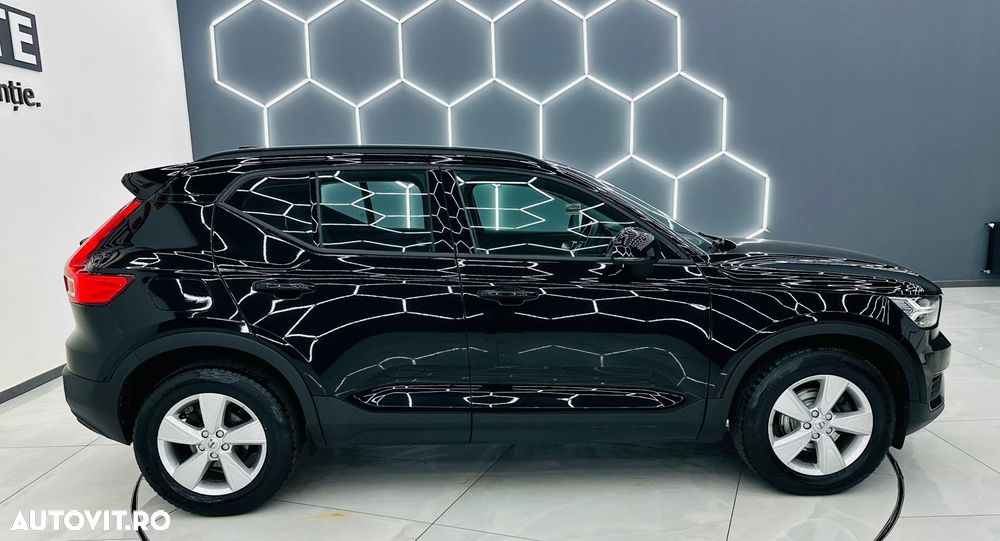 Volvo XC 40 T2 Momentum Core - 35