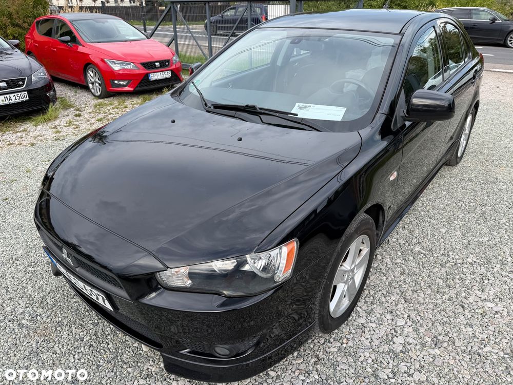 Mitsubishi Lancer 1.8 Intense - 10