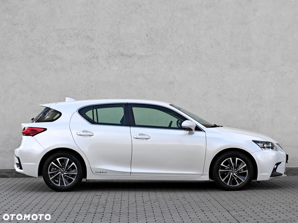 Lexus CT 200h Elegance EU6 - 9