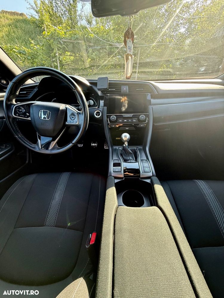 Honda Civic 1.5 VTEC Turbo Sport Plus - 20