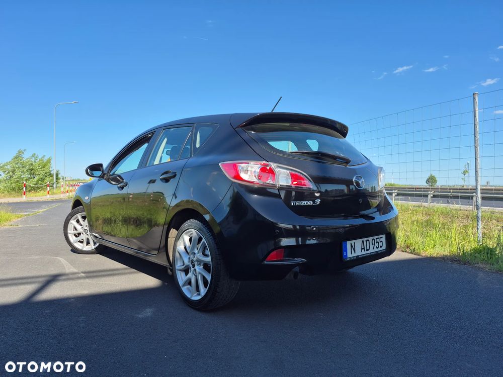 Mazda 3 - 5