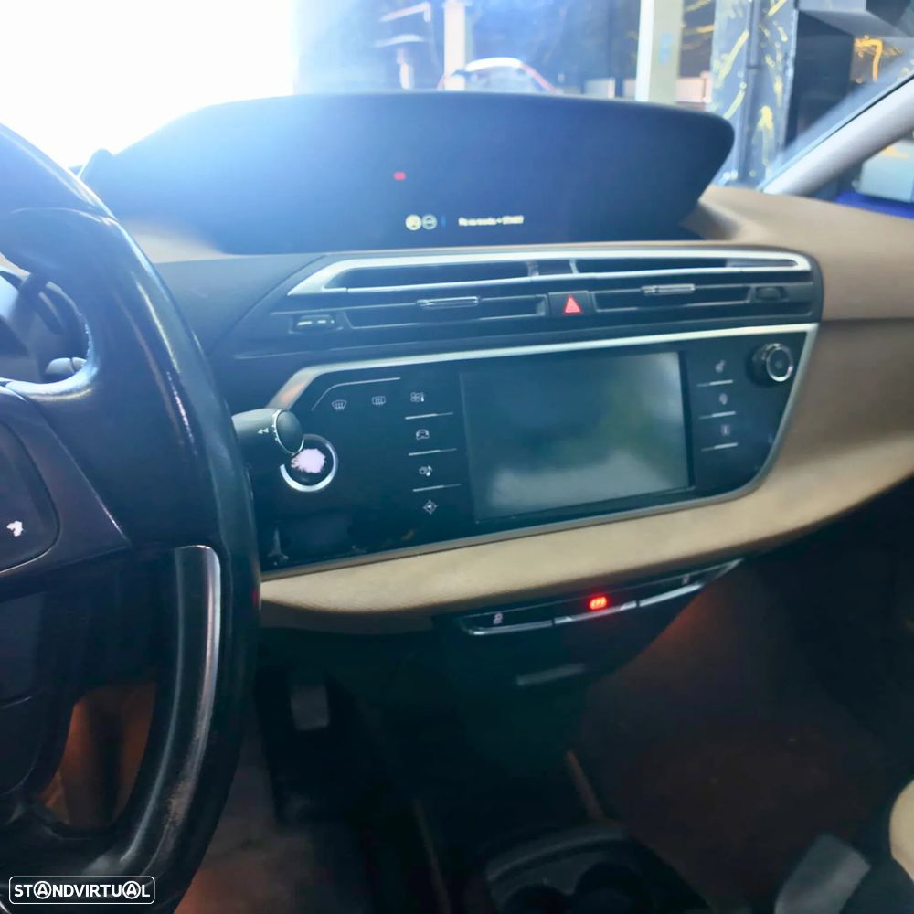 Citroën C4 Grand Picasso - 8