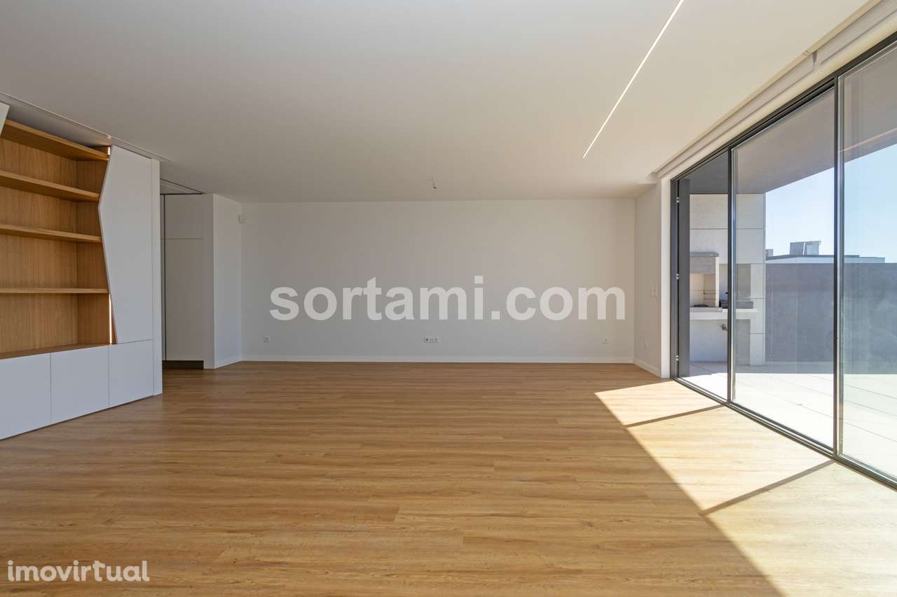 Moradia em Banda T3+2 Venda em Canidelo,Vila Nova de Gaia - Grande imagem: 5/60