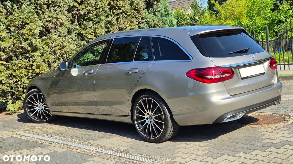Mercedes-Benz Klasa C 300 d 9G-TRONIC Avantgarde - 8