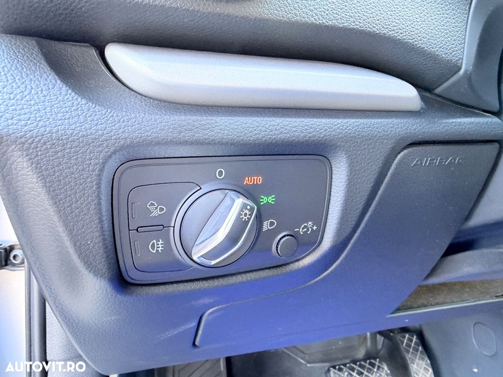 Audi A3 1.6 TDI S tronic Sport - 30