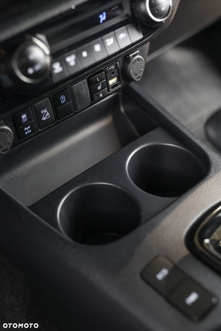 Toyota Hilux - 19