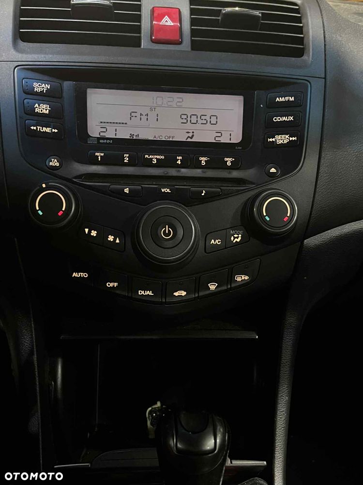 Honda Accord 2.0 Executive - 9