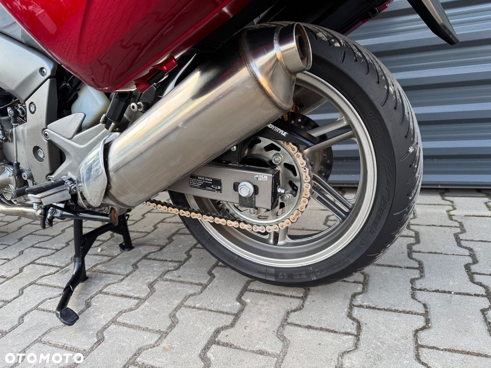 Honda CBF - 24
