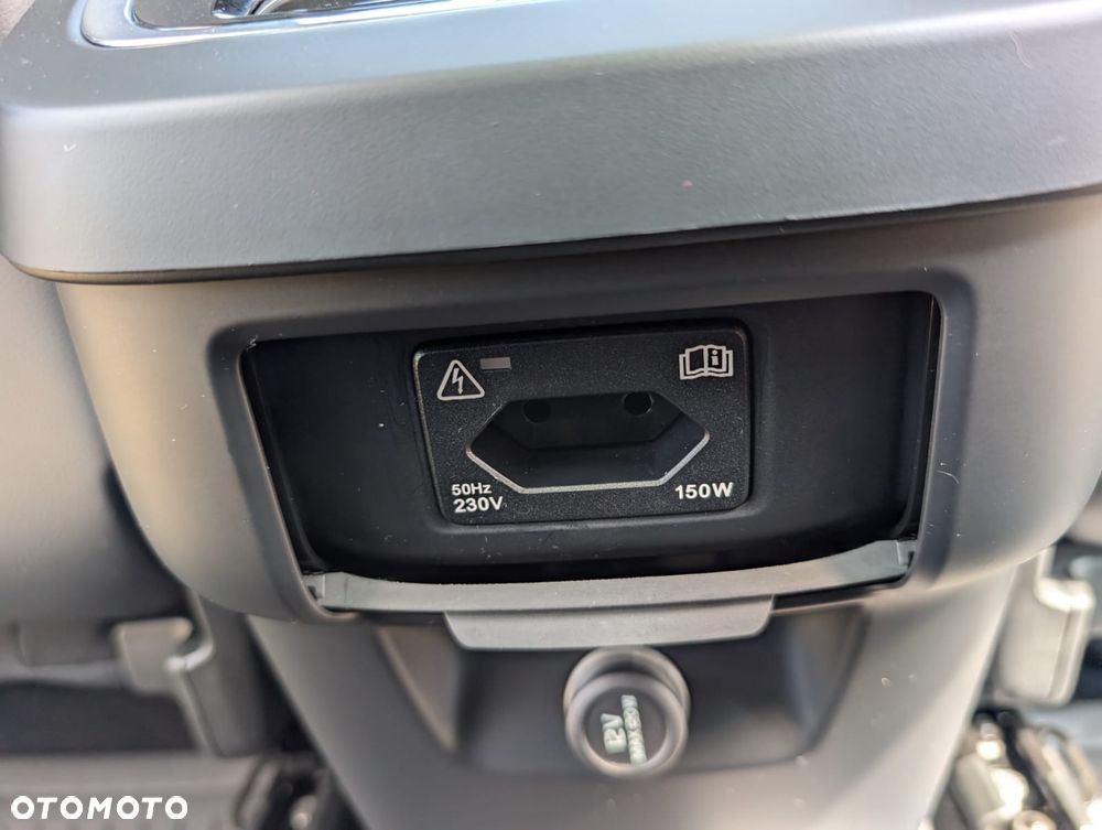 Volvo XC 60 D4 Momentum Pro - 32