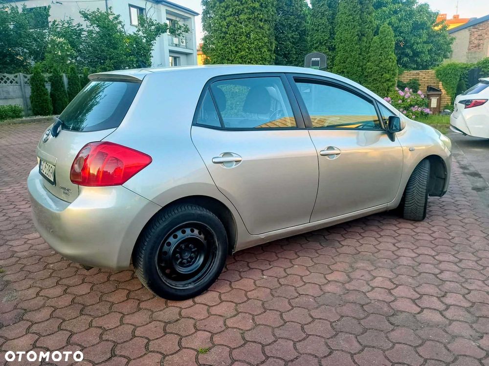 Toyota Auris - 3