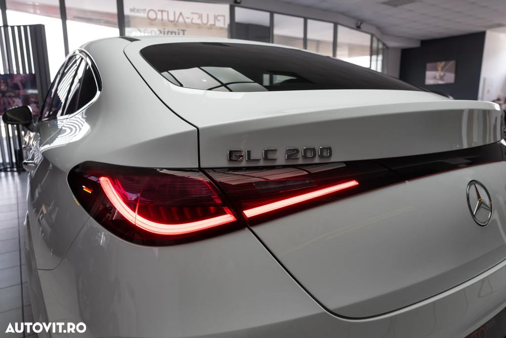 Mercedes-Benz GLC Coupe 200 4Matic 9G-TRONIC AMG Line Advanced - 38