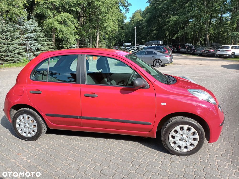 Nissan Micra - 2