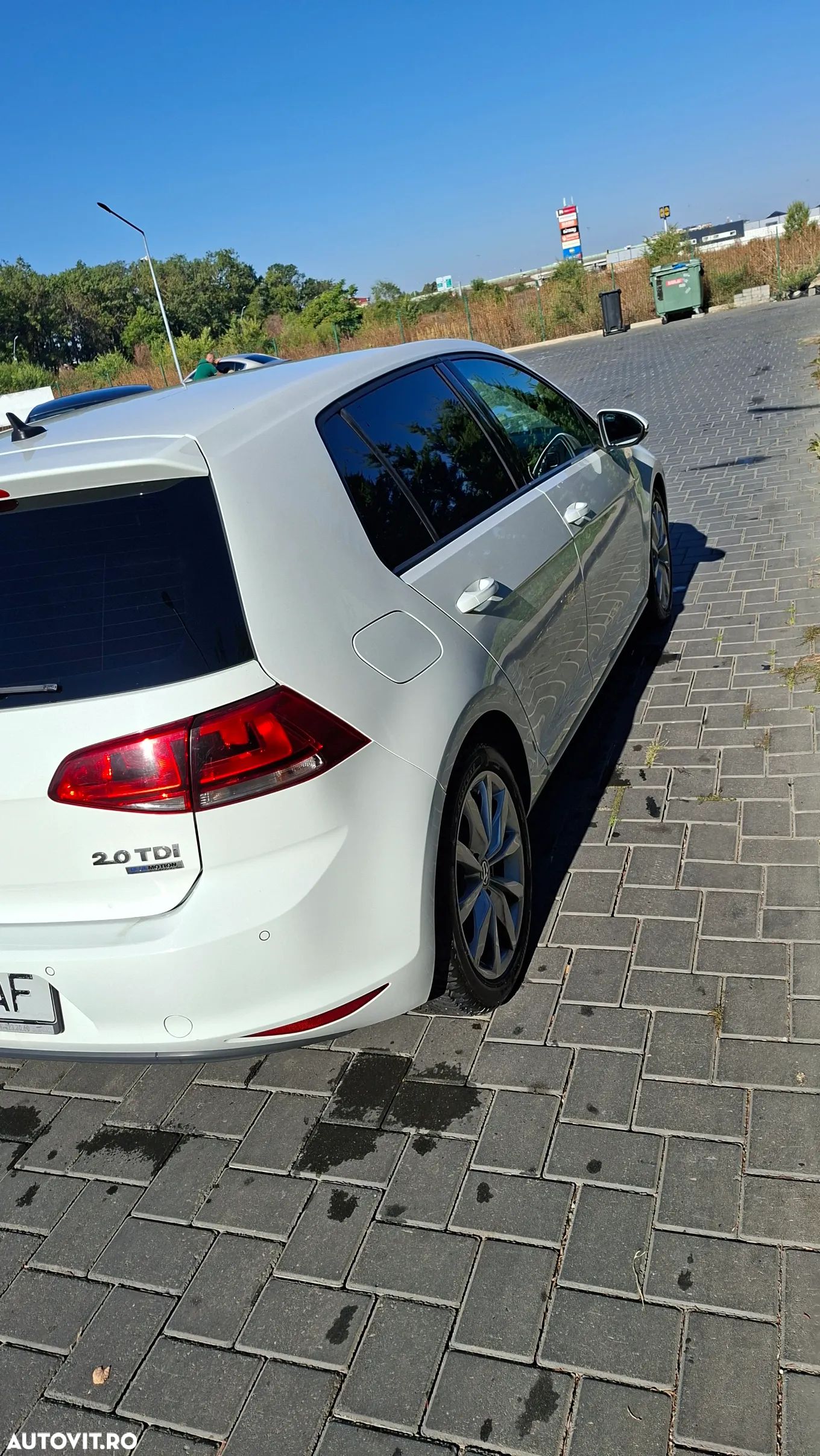 Volkswagen Golf 2.0 TDI DSG BMT Comfortline - 1