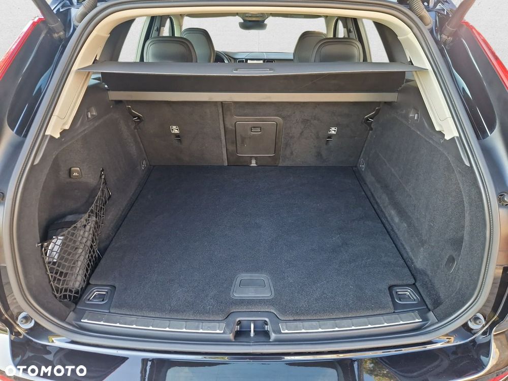 Volvo XC 60 - 24