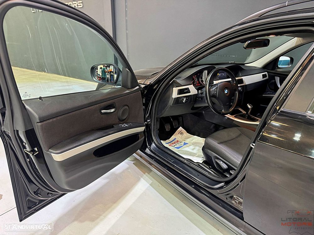 BMW 320 d Navigation - 14