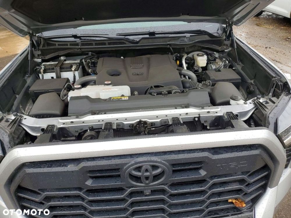 Toyota Tundra - 11