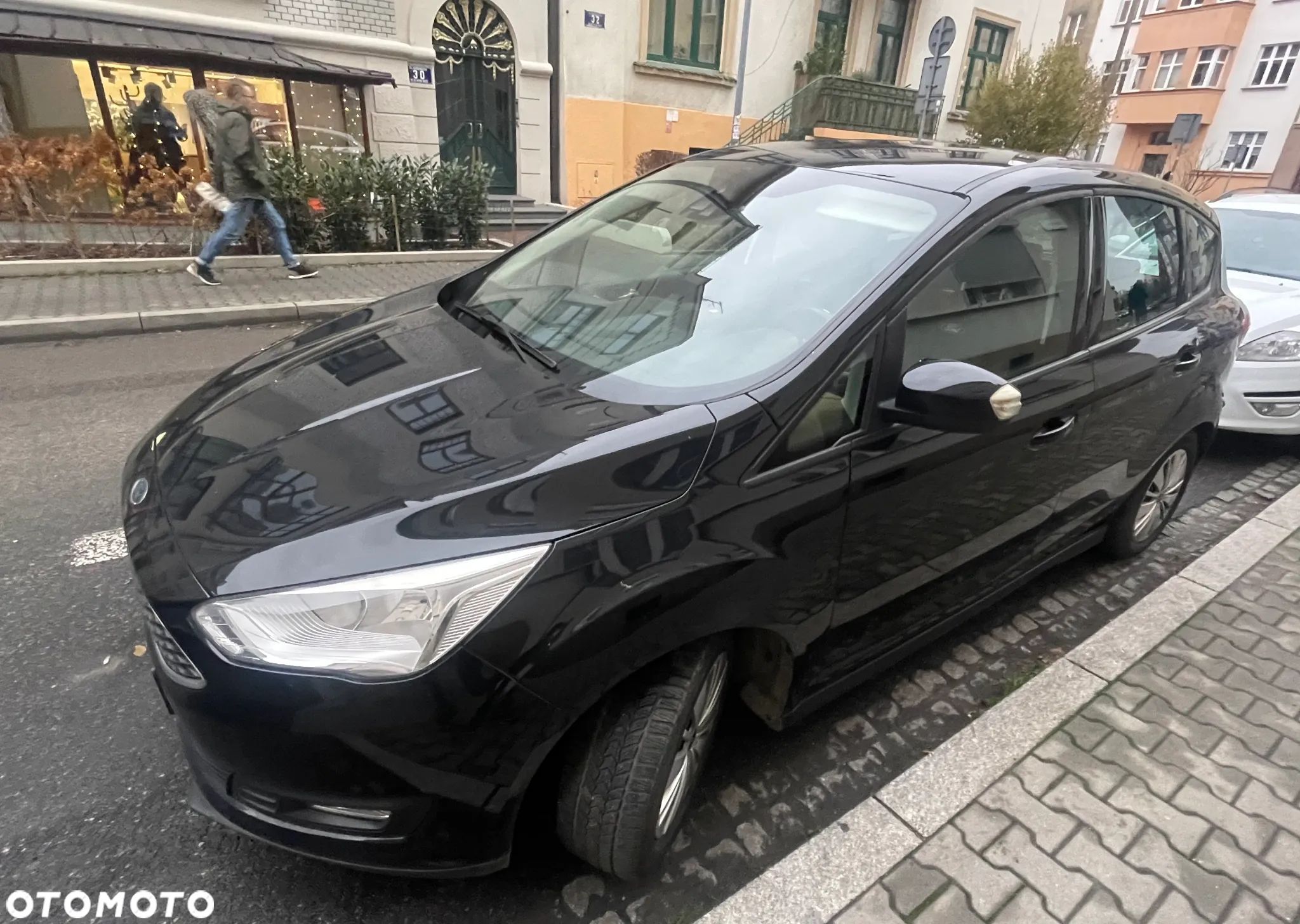 Ford C-MAX - 1