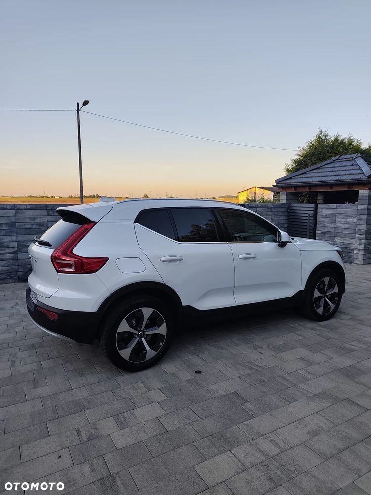 Volvo XC 40 B3 B DKG Plus Bright - 9