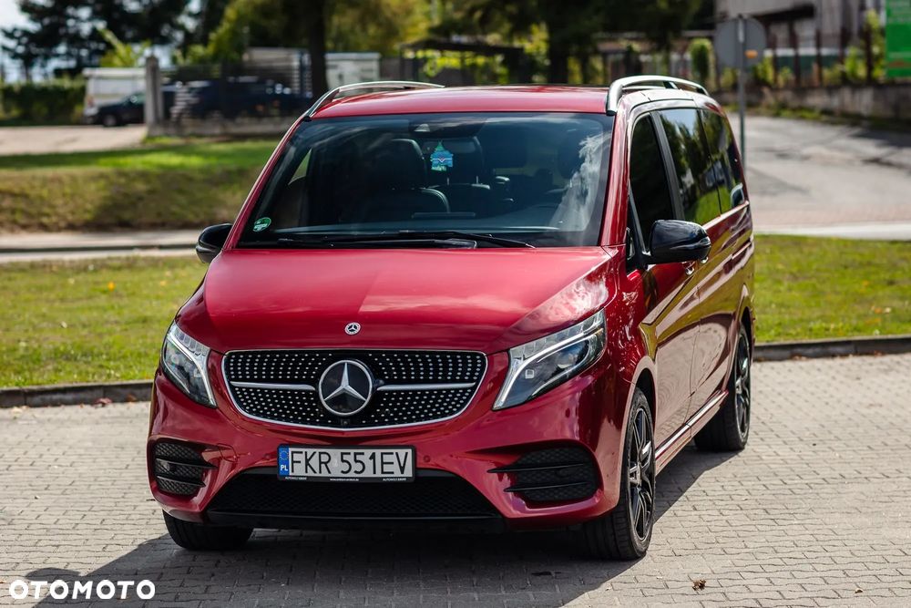 Mercedes-Benz Klasa V - 1