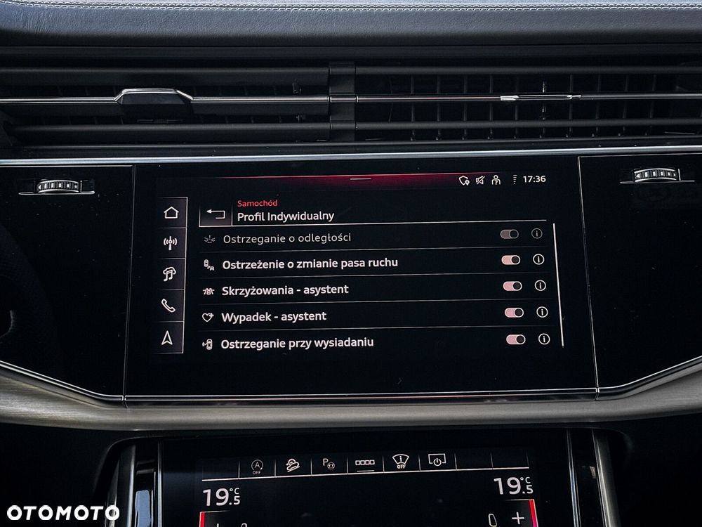 Audi Q8 - 32