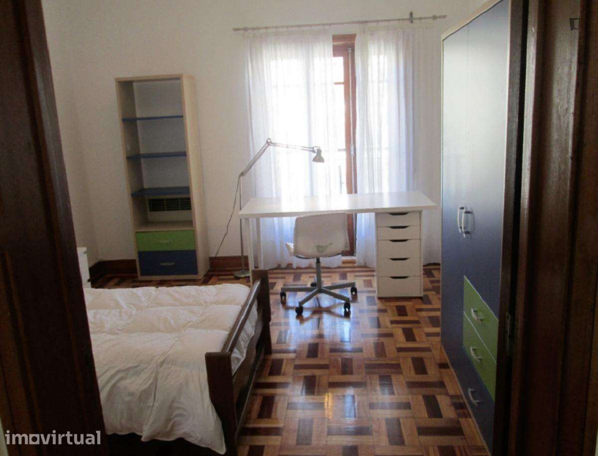 Quarto - localizado em Celas Coimbra Portugal Coimbra - Grande imagem: 2/4