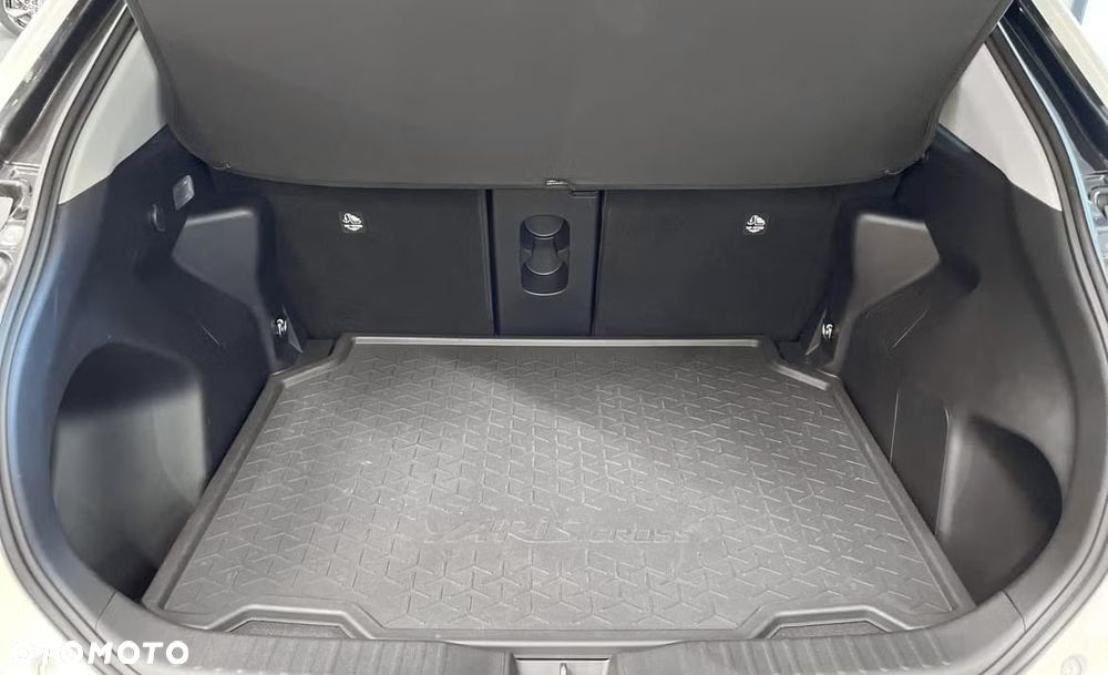 Toyota Yaris Cross - 15