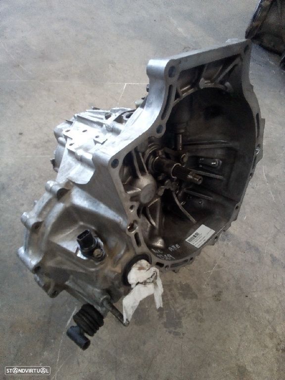 CAIXA VELOCIDADES KIA RIO BREAK FAMILIAR 2001 - 1