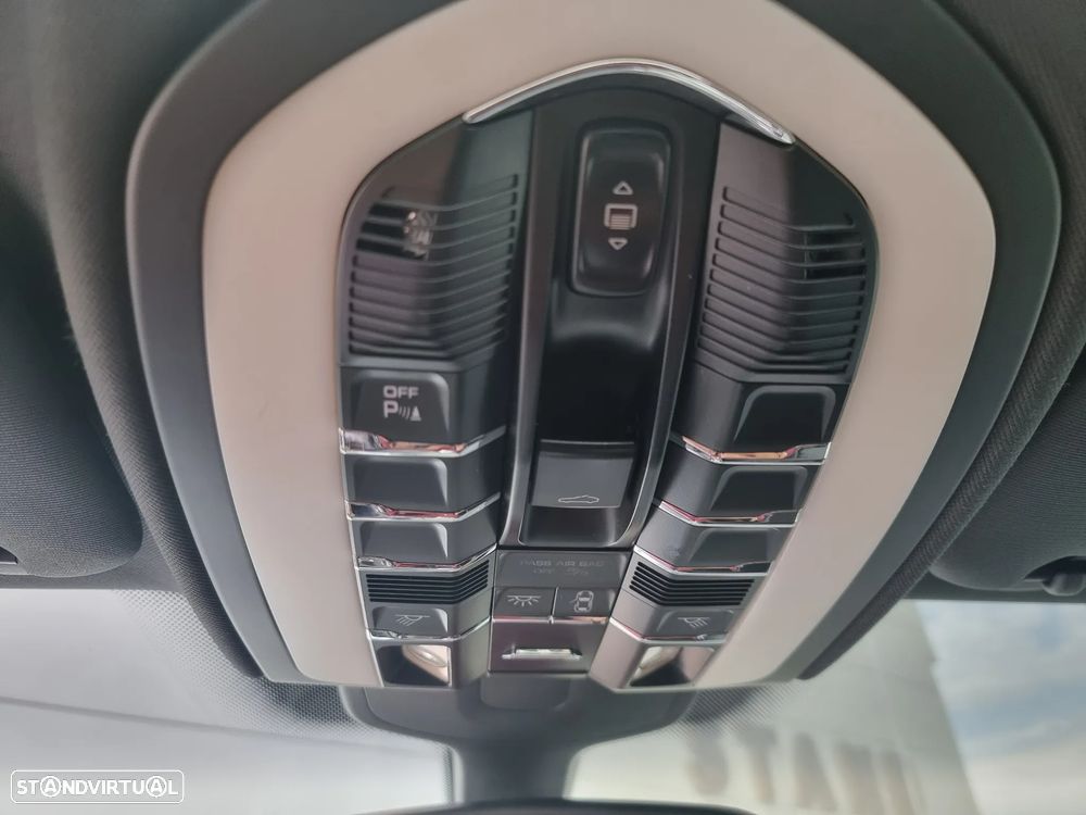 Porsche Cayenne Tiptronic S - 30