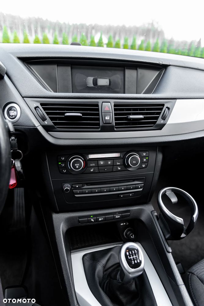 BMW X1 sDrive18d - 36