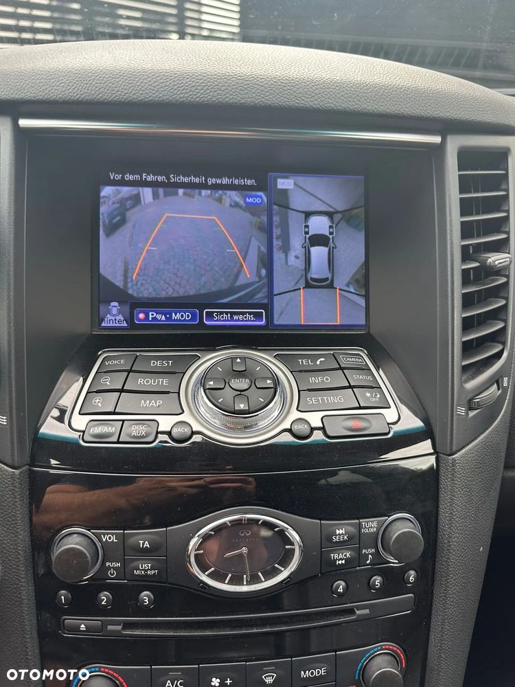 Infiniti QX70 3.7 S Premium - 12