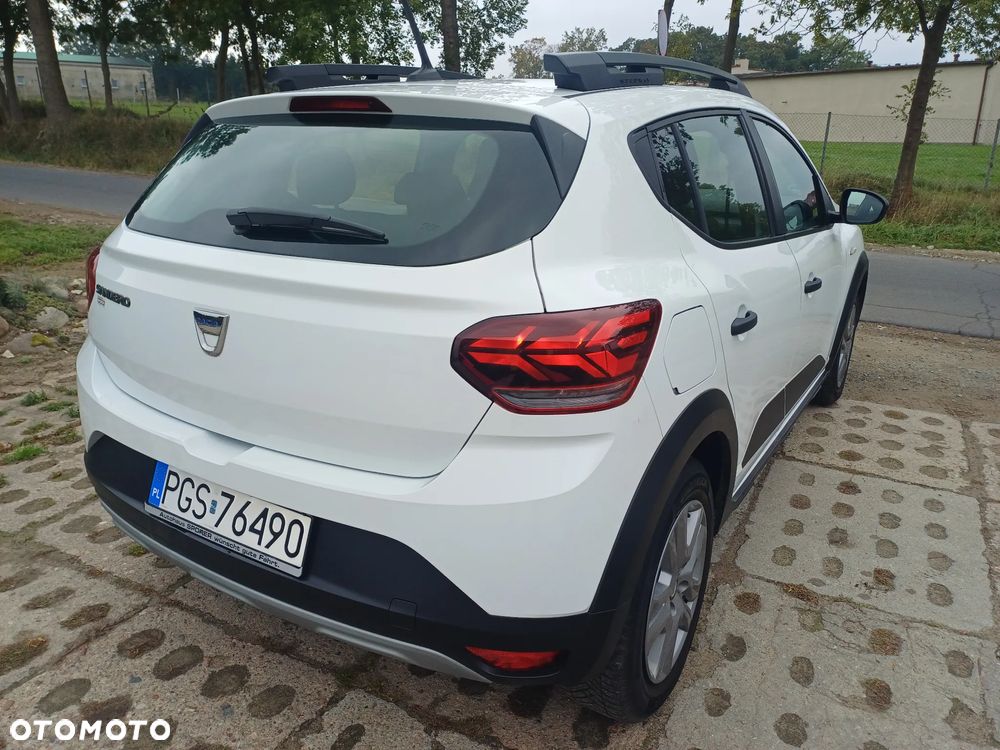 Dacia Sandero - 8