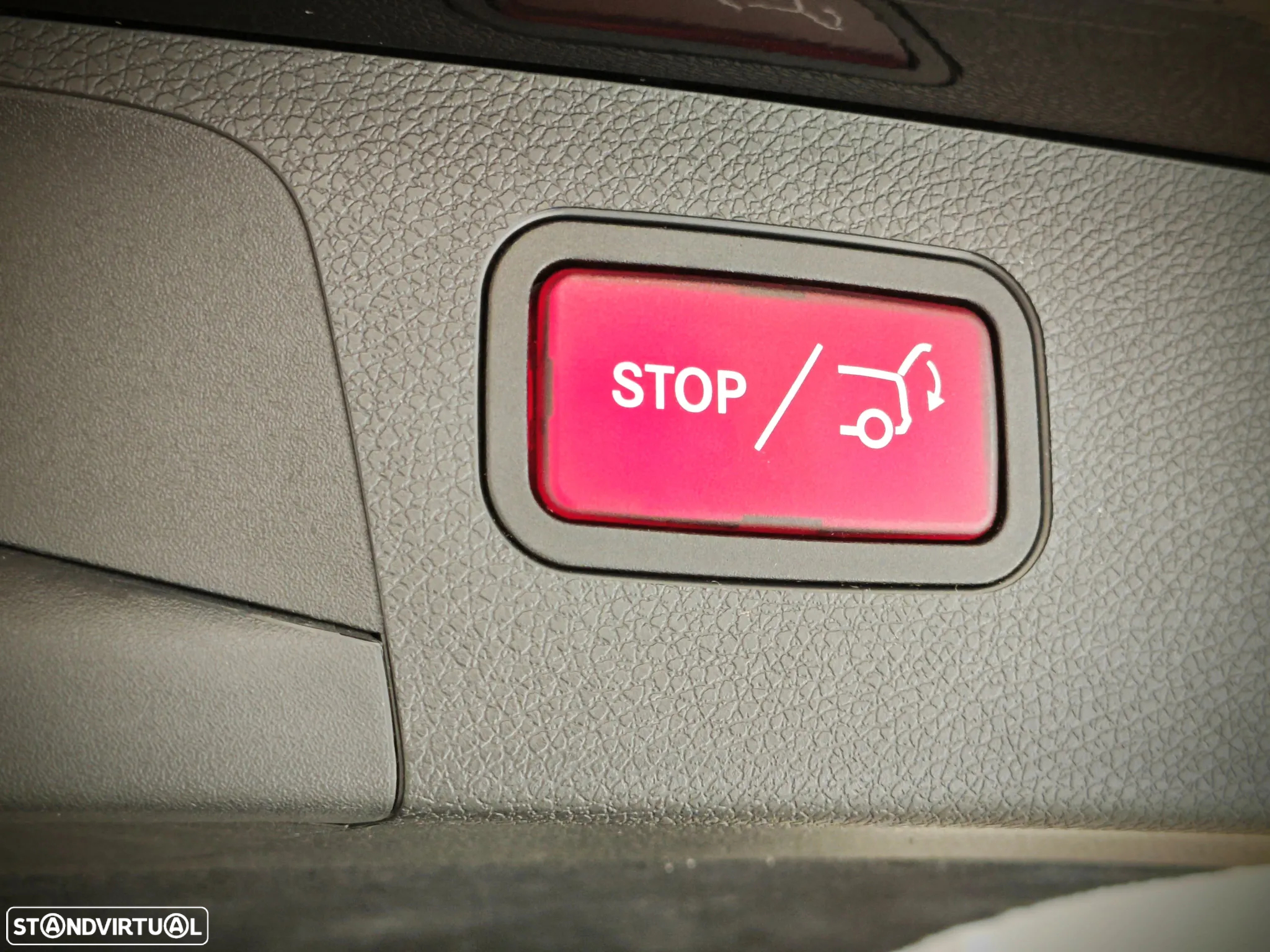 Mercedes-Benz E 220 d T 9G-TRONIC Exclusive - 58