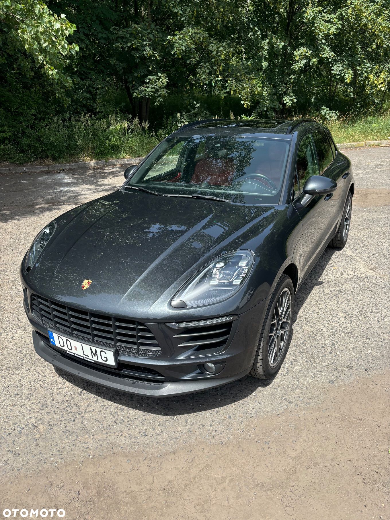 Porsche Macan - 1
