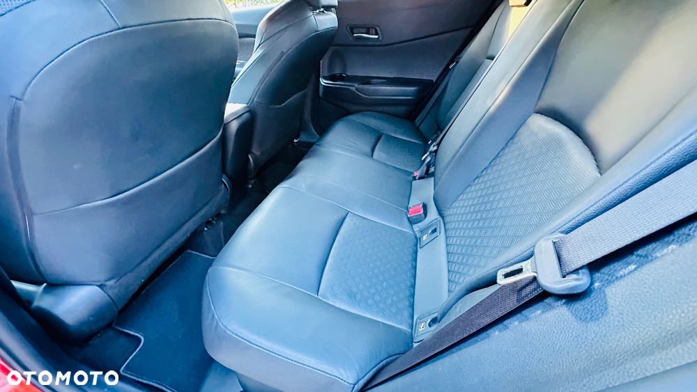 Toyota C-HR 2.0 Lounge - 15
