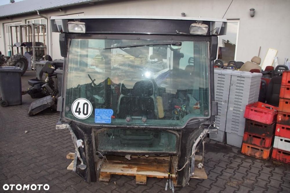 KABINA TRAKTOR LAMBORGHINI PREMIUM 2002 - 7