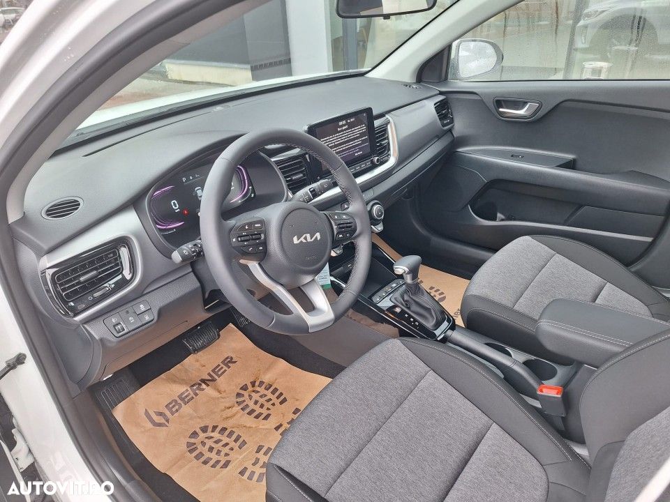 Kia Stonic - 5
