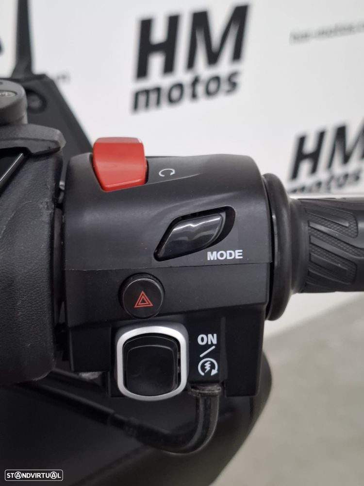 Yamaha TMAX 530 DX - 18 MESES DE GARANTIA - 11