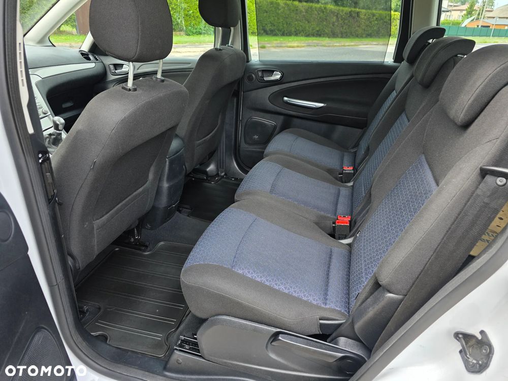 Ford Galaxy 2.0 Business Edition - 13