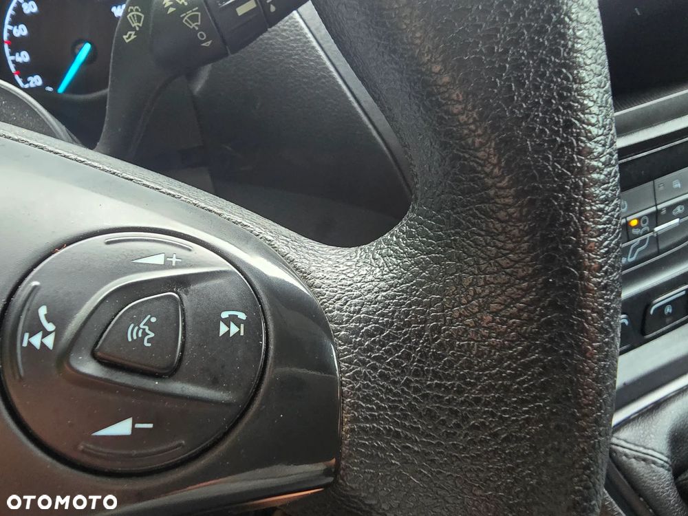 Ford Transit Connect - 18
