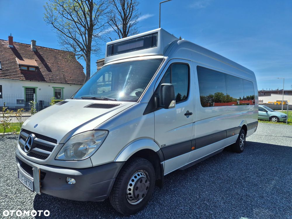Mercedes-Benz Sprinter - 2