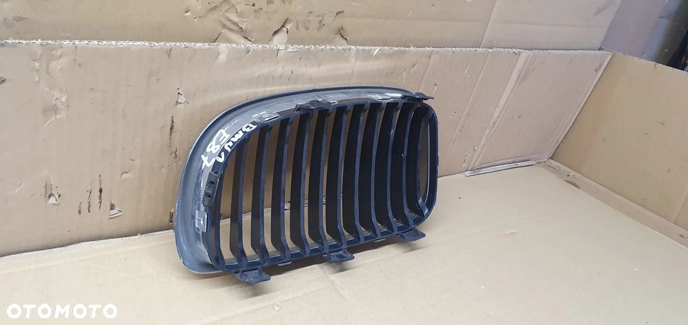 Nerka grill atrapa prawa ORYGINAŁ BMW I E81 E87 - 10