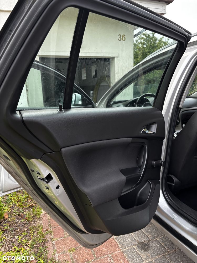 Opel Insignia 1.8 - 14