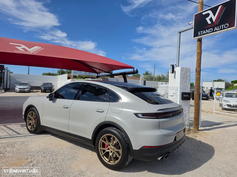 Porsche Cayenne E-Hybrid - 18