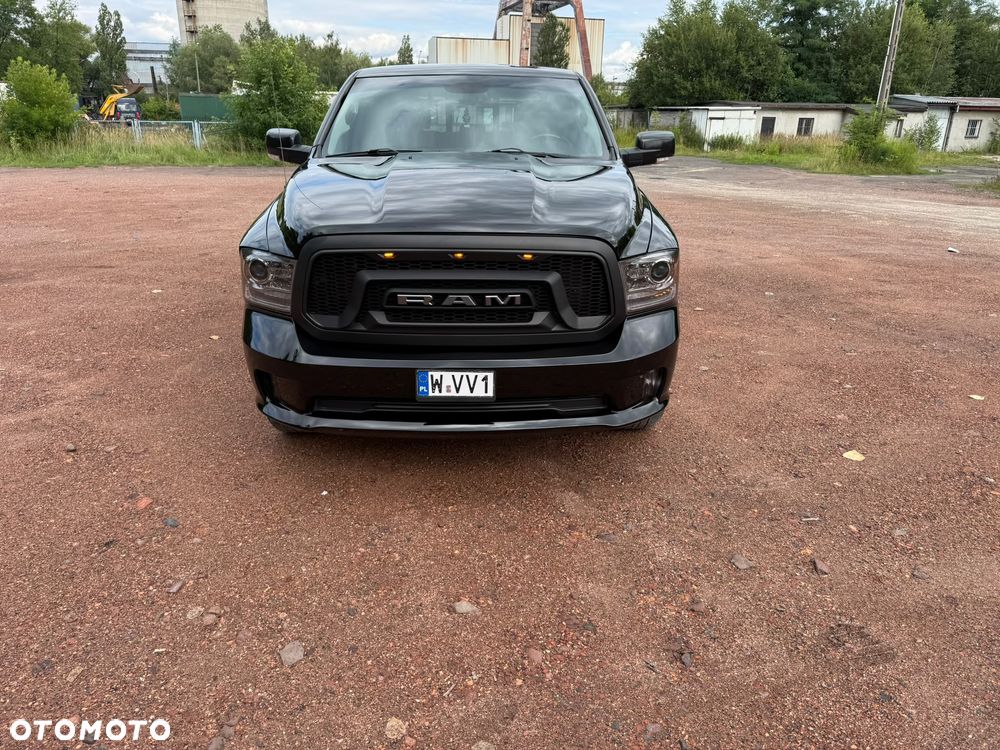 Dodge RAM 5.7 4x4 - 3