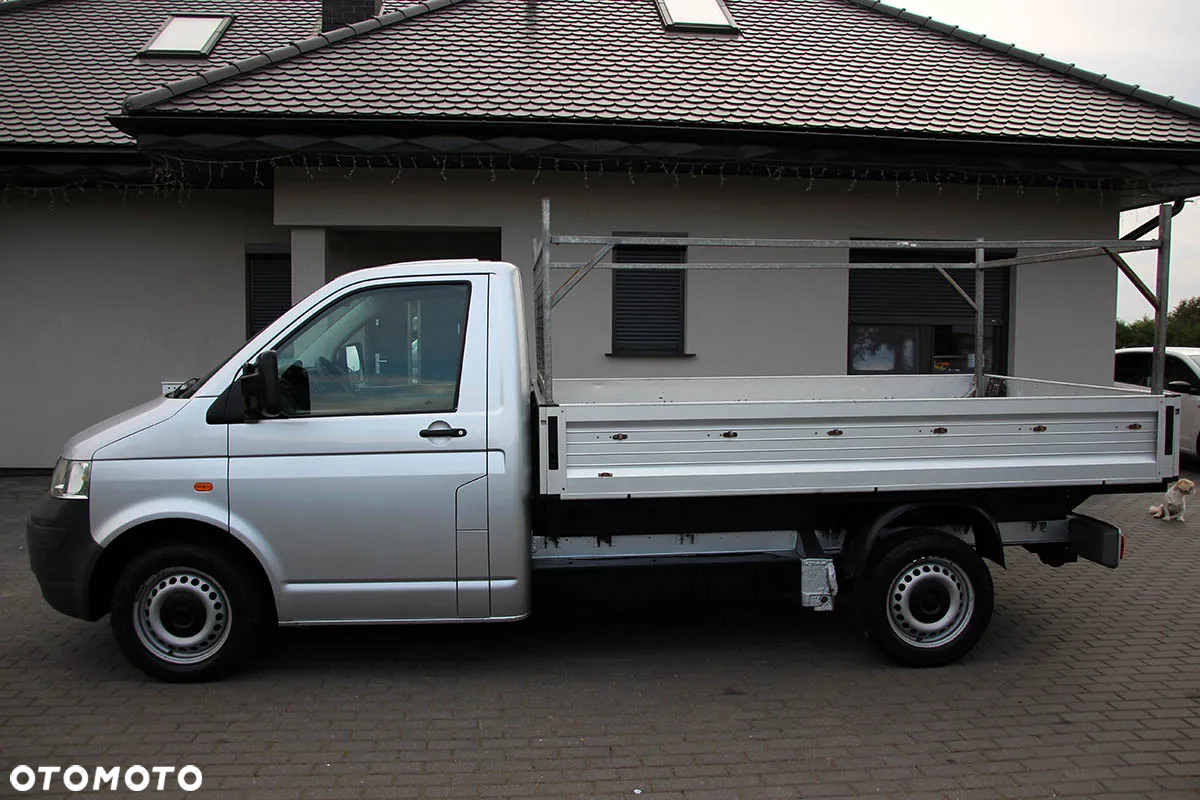 Volkswagen TRANSPORTER T5 skrzynia paka 3m - 5