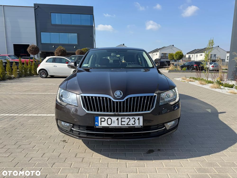 Skoda Superb 1.8 TSI Elegance DSG - 2