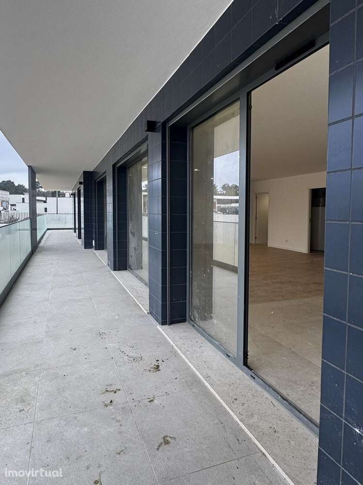 T3 Novo - Leiria - 300m2 Jardim - Grande imagem: 2/17