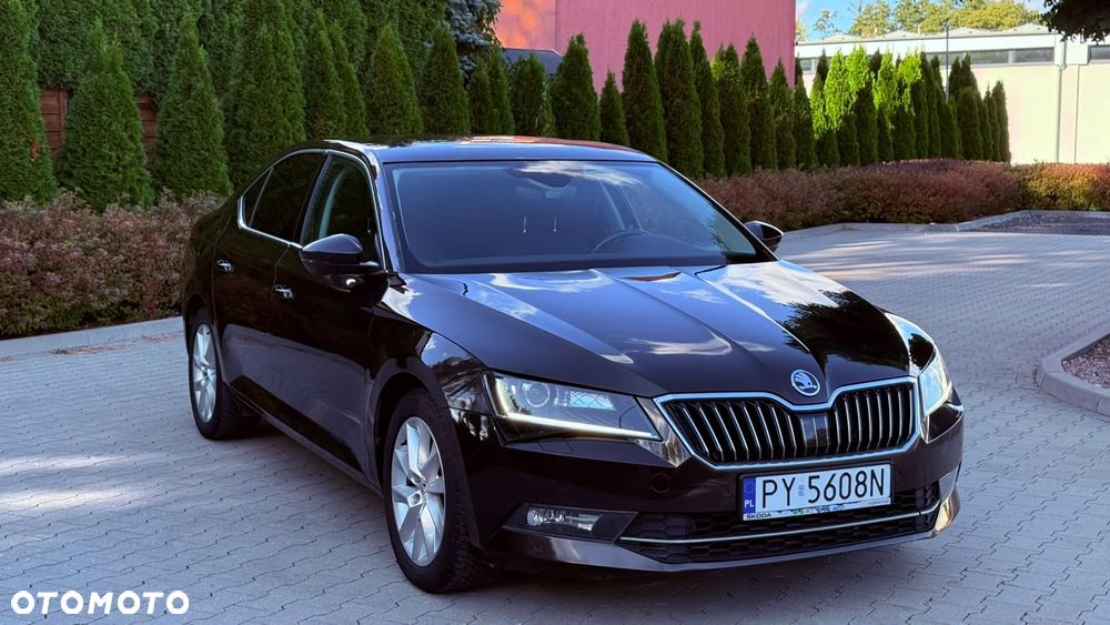 Skoda Superb 2.0 TDI Style - 4